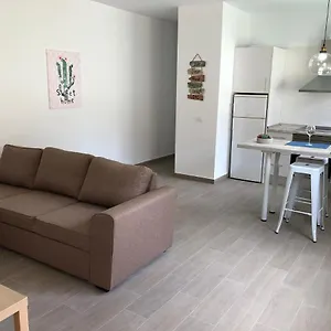 https://casa-en-la-laguna.adeje-hotels.com